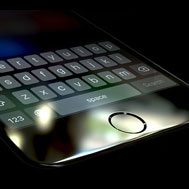 เคส-iPhone-7-เคส-iPhone-7-Plus-รุ่น-กระจกนิรภัยแบบเต็มจอ-5D-แท้-แข็งแรงทนทาน-รับกับขอบโค้งของจอ-พร้อมของแถมเพียบ
